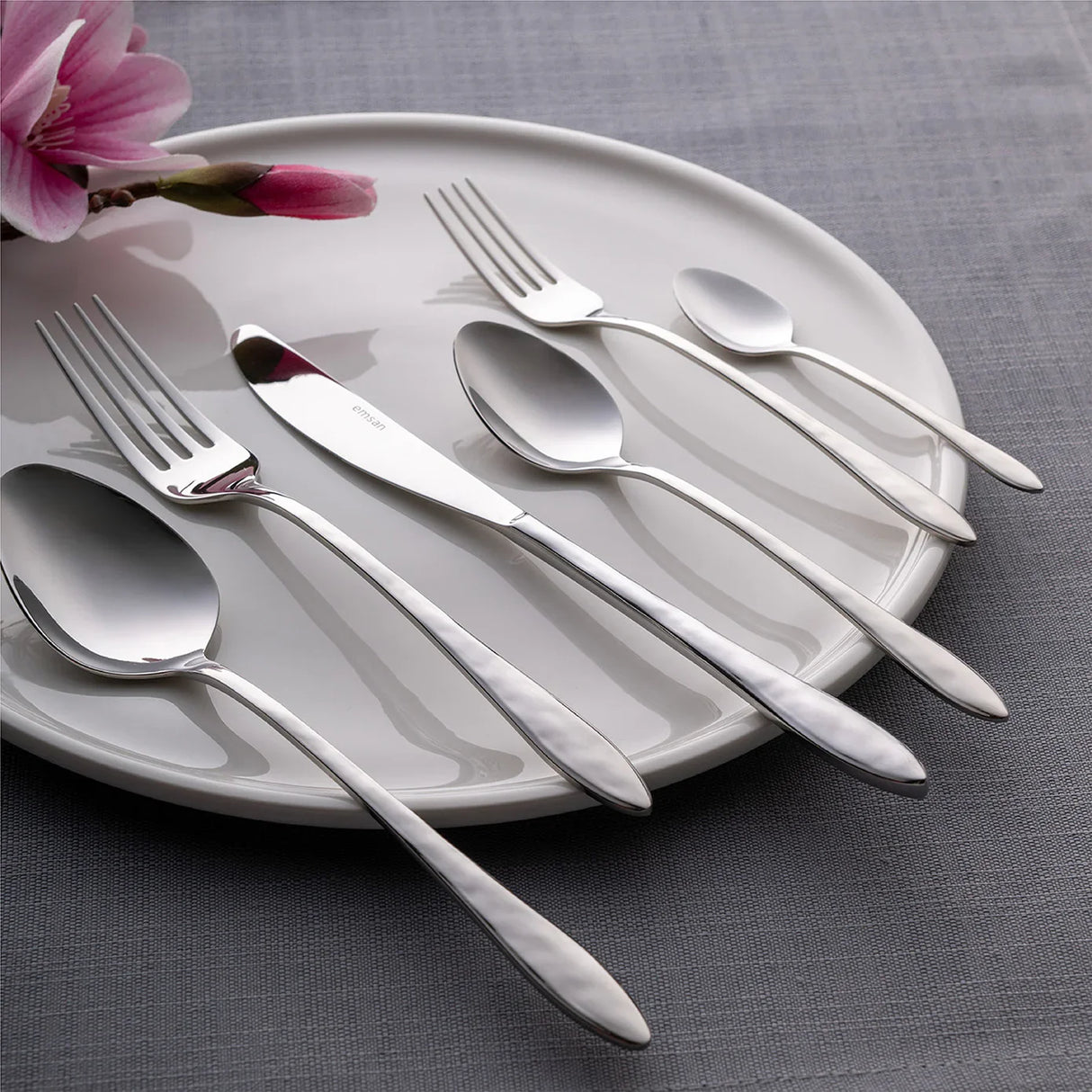 Emsan Akasya 72-Piece Boxed Fork, Spoon, and Knife Set - Emsan Jordan