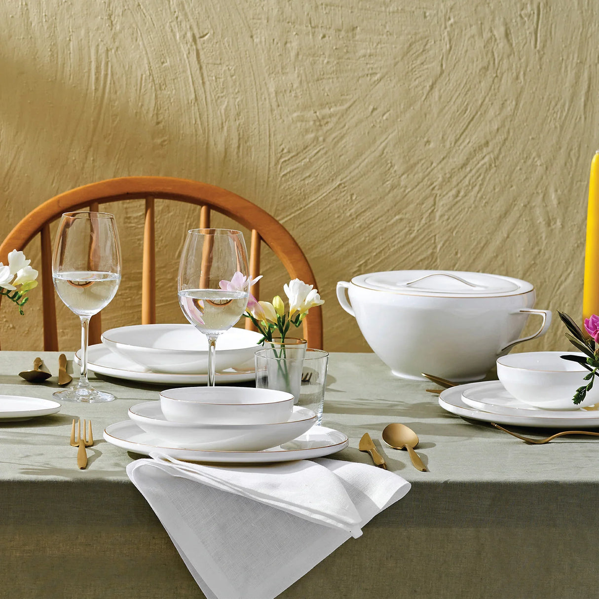 Emsan Freya Fine Bone 60-Piece 12-Person Round Dinner Set Gold - Emsan Jordan