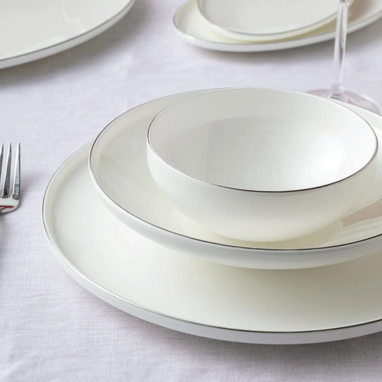 Emsan Fine Bone Freya 60-Piece 12-Person Round Dinner Set Platinum - Emsan Jordan