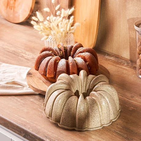 Emsan Cemre Cake Mold Ecru 25 cm - Emsan Jordan