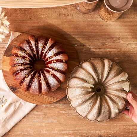 Emsan Cemre Cake Mold Ecru 25 cm - Emsan Jordan